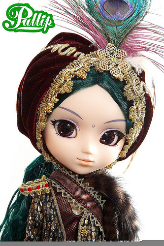 pullip saras: busto cara turbante pluma pavo real