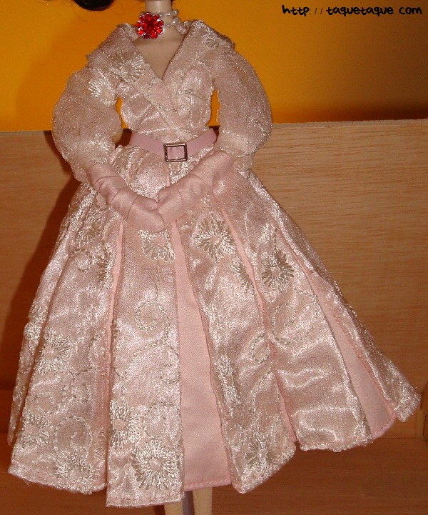pullip princess ann vacaciones en roma roman holiday detalle vestido elegante gargantilla