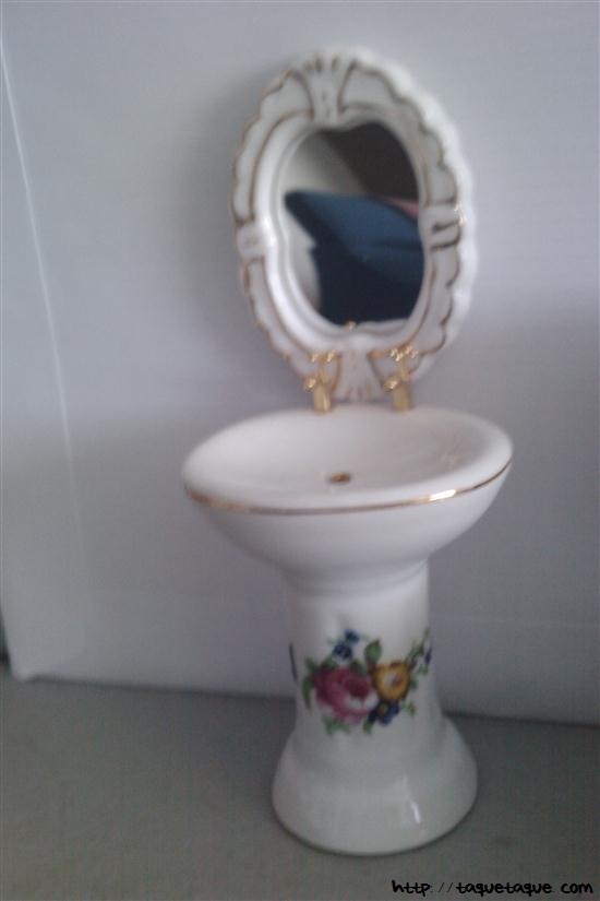 Baño para casas de muñecas 1:12