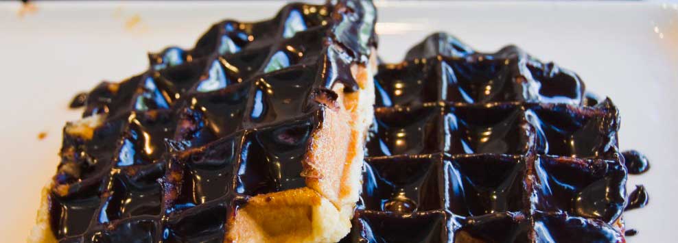 Bruselas Valonia: Gofres belgas con chocolate belga