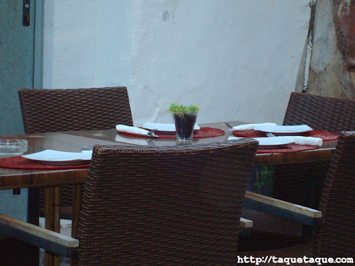 terraza del MaduBar Fusion, en Estepona (Málaga) terraza del MaduBar Fusion, en Estepona (Málaga)