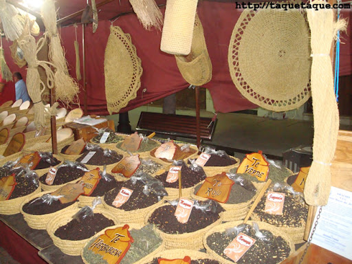 herbolario y especias en el mercadillo del mar de Estepona (Málaga), (16 y 17 de julio de 2011) herbolario y especias en el mercadillo del mar de Estepona (Málaga), (16 y 17 de julio de 2011)