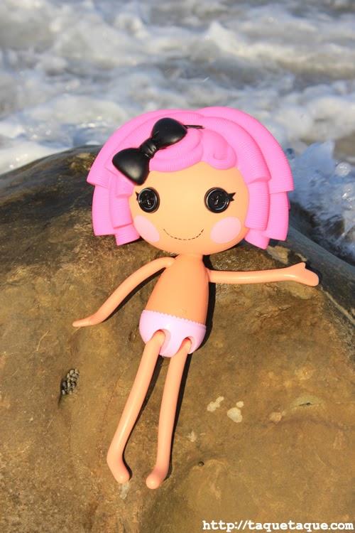 mi Lalaloopsy Crumbs Sugar Cookie en la playa (Estepona - Málaga) mi Lalaloopsy Crumbs Sugar Cookie en la playa (Estepona - Málaga)