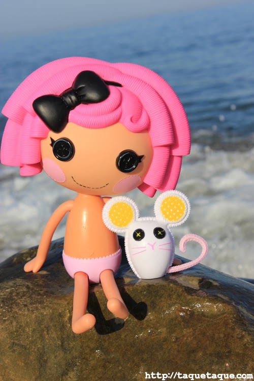mi Lalaloopsy Crumbs Sugar Cookie en la playa (Estepona - Málaga) mi Lalaloopsy Crumbs Sugar Cookie en la playa (Estepona - Málaga)