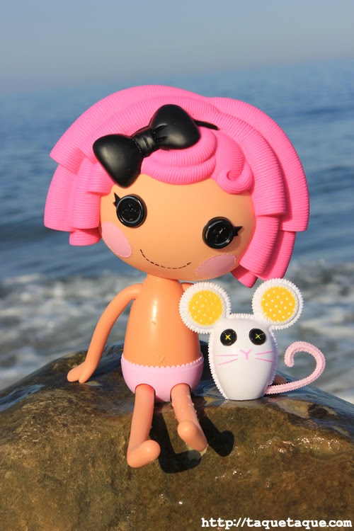 mi Lalaloopsy Crumbs Sugar Cookie en la playa (Estepona - Málaga) mi Lalaloopsy Crumbs Sugar Cookie en la playa (Estepona - Málaga)