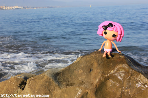 mi Lalaloopsy Crumbs Sugar Cookie en la playa (Estepona - Málaga) mi Lalaloopsy Crumbs Sugar Cookie en la playa (Estepona - Málaga)