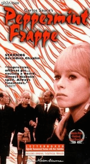 Peppermint Frappé - Saura Peppermint Frappé, mítica película dirigida por Carlos Saura e interpretada, como en otras muchas ocasiones, por su musa: Geraldine (Gerarda) Chaplin