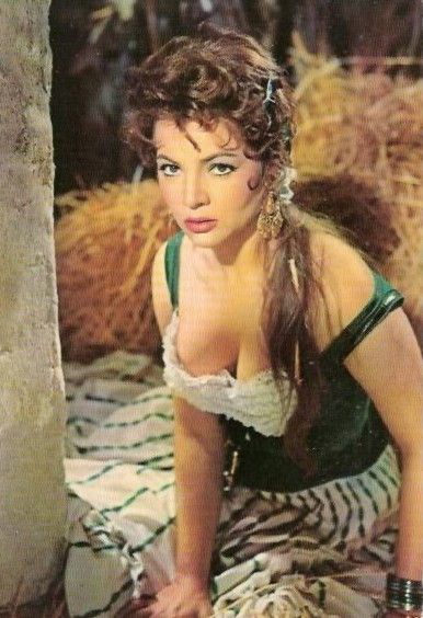 Sara Montiel en "Veracruz", protagonizada por Gary Cooper Sara Montiel en "Veracruz", protagonizada por Gary Cooper
