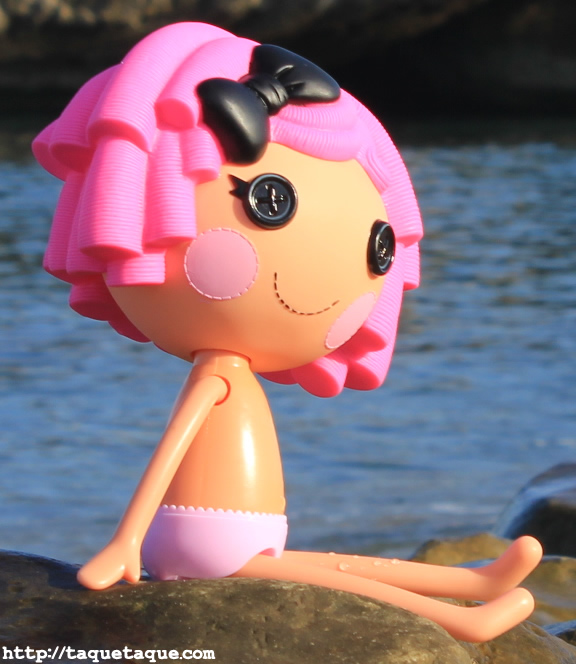mi Lalaloopsy Crumbs Sugar Cookie en la playa (Estepona - Málaga) mi Lalaloopsy Crumbs Sugar Cookie en la playa (Estepona - Málaga)
