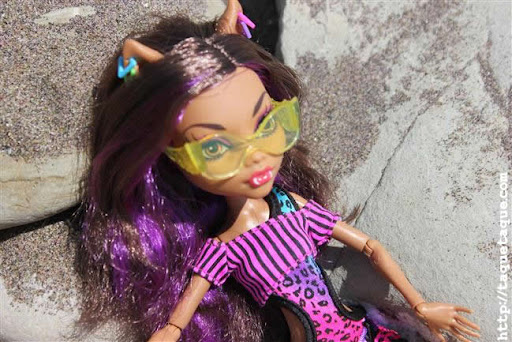mis Monster High Gloom Beach en la playa (Estepona - Málaga) mis Monster High Gloom Beach en la playa (Estepona - Málaga)