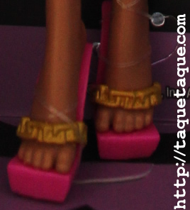 mi Clawdeen Gloom Beach