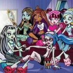 Monster High - las chicas de la Colección Muertas de Sueño (pijamas y camas)