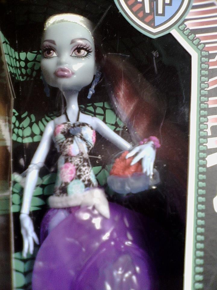 Nerea también se trajo la colección Skull Shores de Roma Nerea también se trajo la colección Skull Shores de Roma