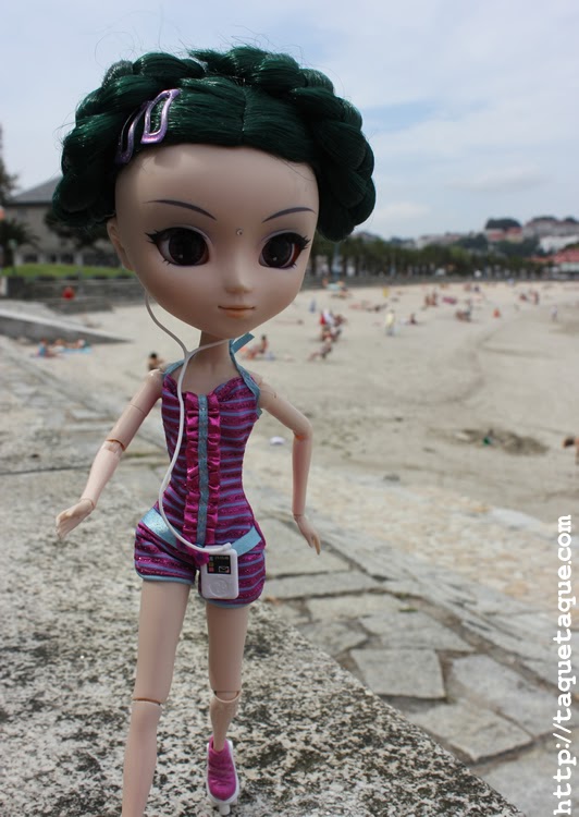 Mi Pullip Saras en Santa Cristina (La Coruña) - 24 de agosto 2011 Mi Pullip Saras en Santa Cristina (La Coruña) - 24 de agosto 2011