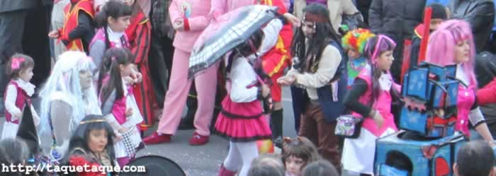Desfile del domingo de Carnaval 2012 (Ourense): Monster High Desfile del domingo de Carnaval 2012 (Ourense): Monster High