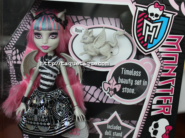 Rochelle Goyle y Roux, su mascota, ya forman parte de mi colección Monster High Rochelle Goyle y Roux, su mascota, ya forman parte de mi colección Monster High