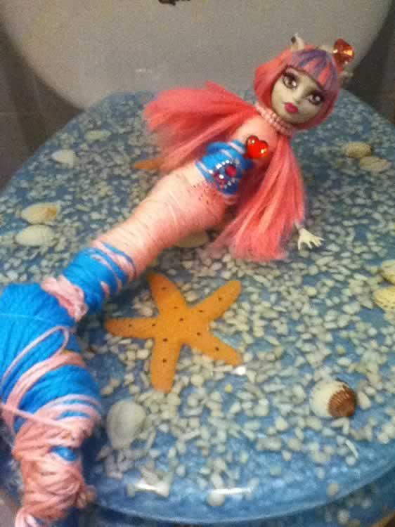 Reto julio 2012 - Sirenas: Sandrahigh convierte a Rochelle Goyle en una sirena... ¡¡¡espiedracular!!! Reto julio 2012 - Sirenas: Sandrahigh convierte a Rochelle Goyle en una sirena... ¡¡¡espiedracular!!!
