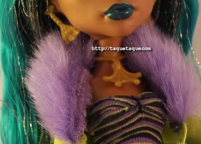 Los pendientes y la gargantilla de Nefera son los que vienen con el Tocador de Cleo Los pendientes y la gargantilla de Nefera son los que vienen con el Tocador de Cleo