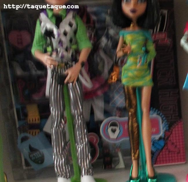 algunos de mis Monster High (aunque la colocación es provisional) algunos de mis Monster High (aunque la colocación es provisional)