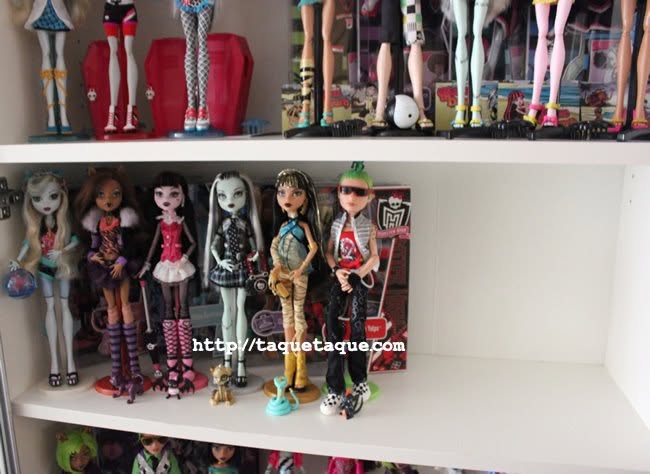 algunos de mis Monster High (aunque la colocación es provisional) algunos de mis Monster High (aunque la colocación es provisional)