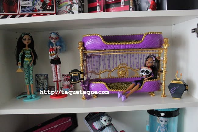 algunos de mis Monster High (aunque la colocación es provisional) algunos de mis Monster High (aunque la colocación es provisional)